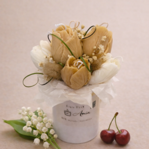 Grace Bloom- käsitöö küünlakimp tulbid